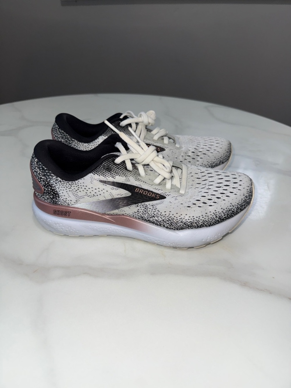Brooks Ghost Women's Running Shoes - White with Rose Gold Trim